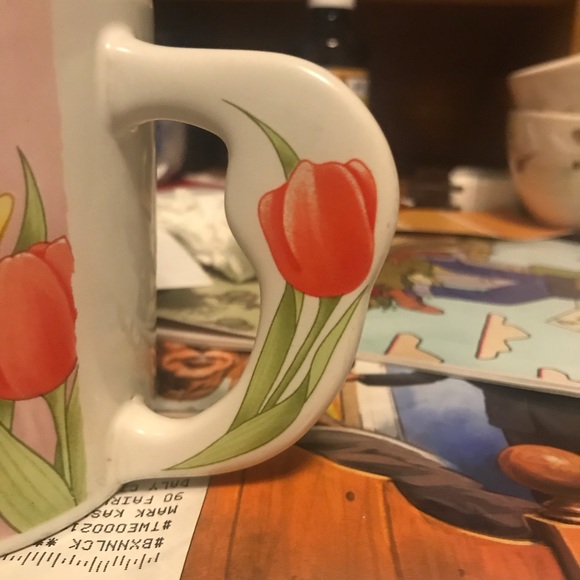 Gorgeous never used tulip mug - Picture 2 of 2